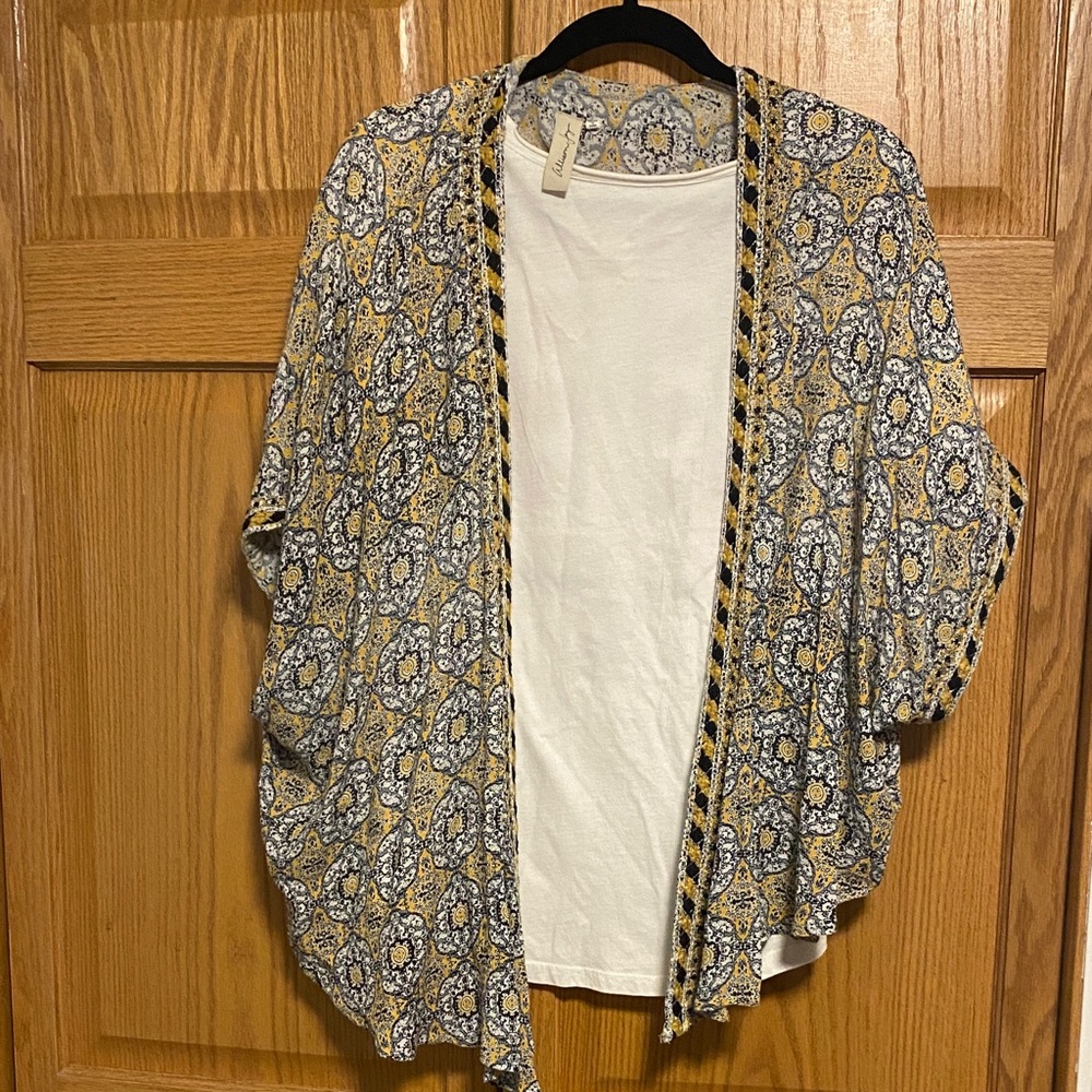 Allison Joy short sleeve blouse